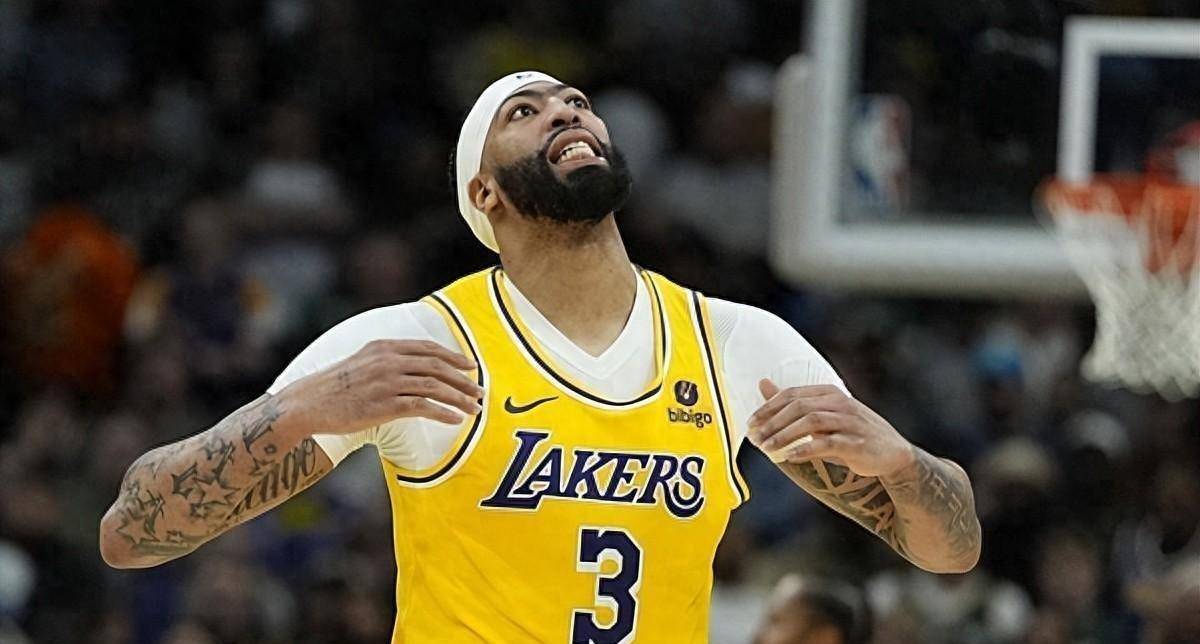 爱游戏APP-浓眉哥连续三场比赛得分超过重要助攻，利物浦不断突破！观众掌声雷动的简单介绍